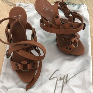 Giuseppe Zanotti wrap around leather sandal